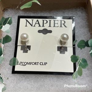 NWT NAPIER E-Z COMFORT CLIP EARRINGS